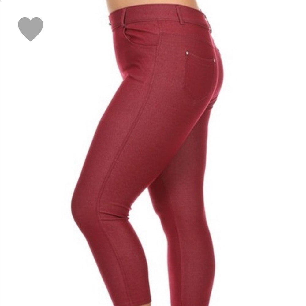 Maroon burgundy plus size stretch Capri jeggings